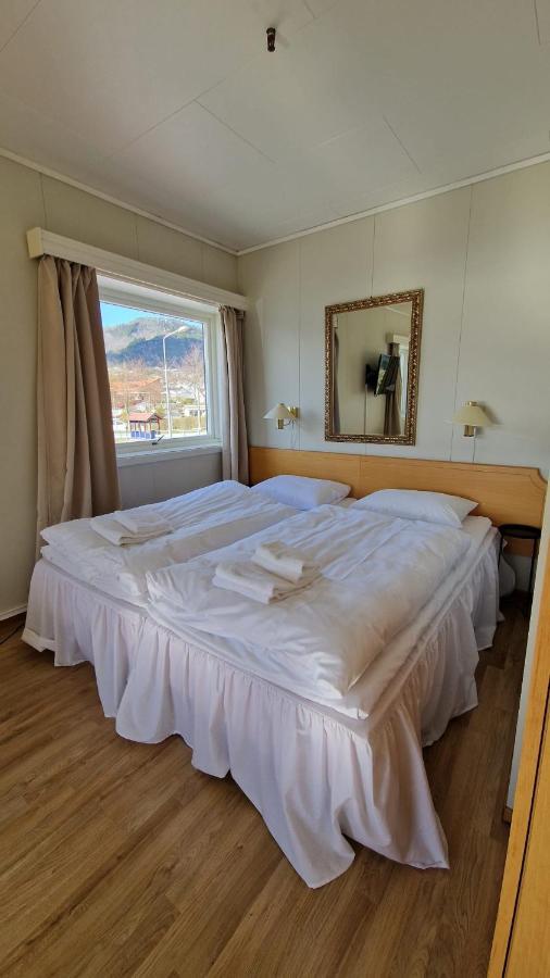 Sognefjord Hotel Hermansverk Zewnętrze zdjęcie
