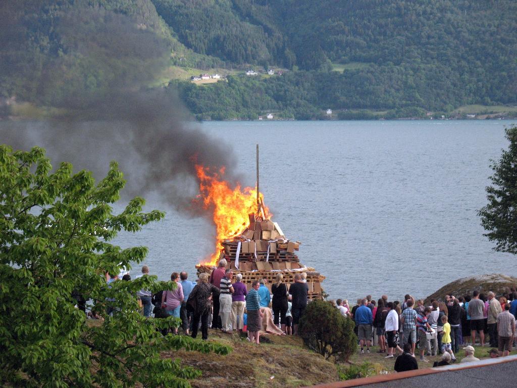 Sognefjord Hotel Hermansverk Zewnętrze zdjęcie
